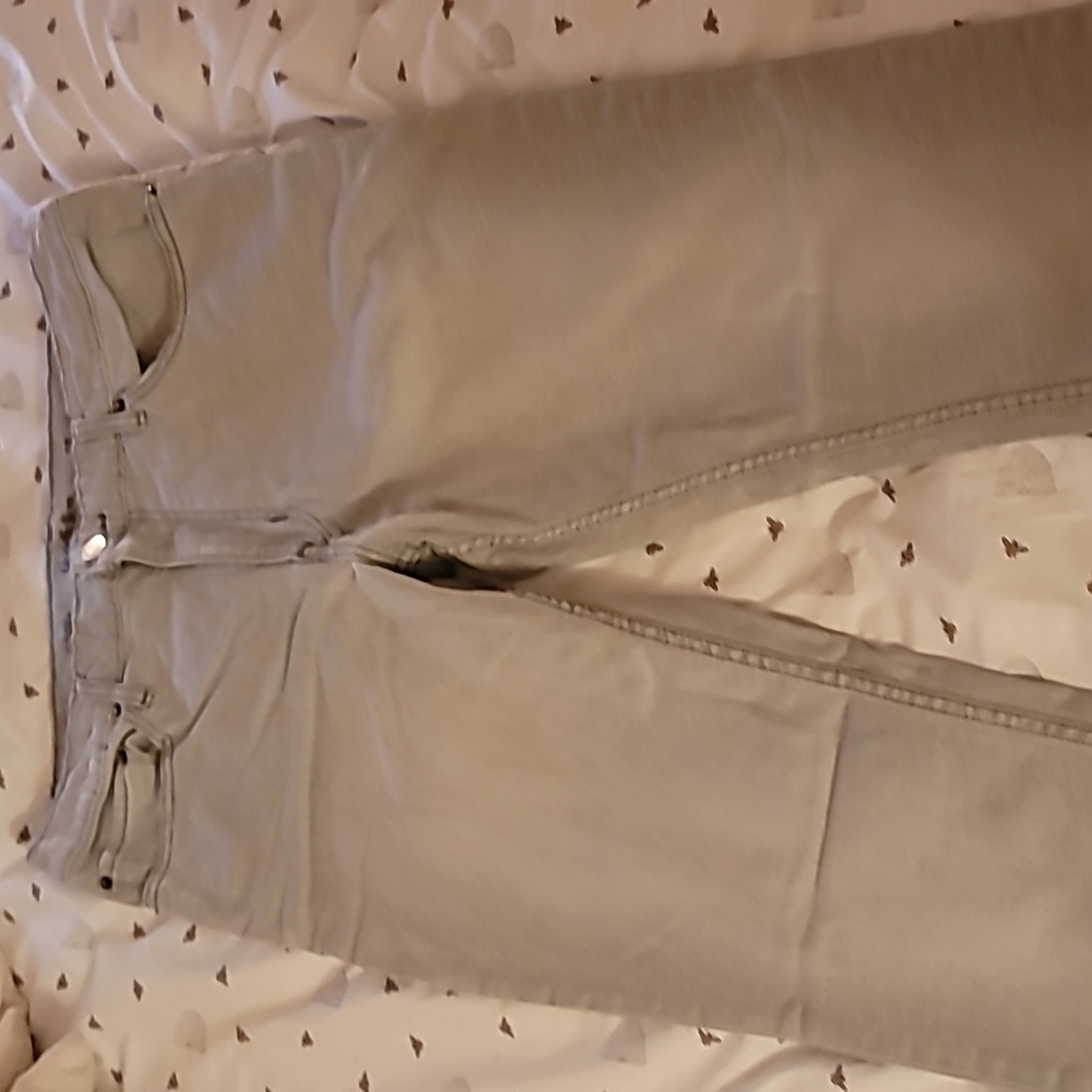 Light grey jeans